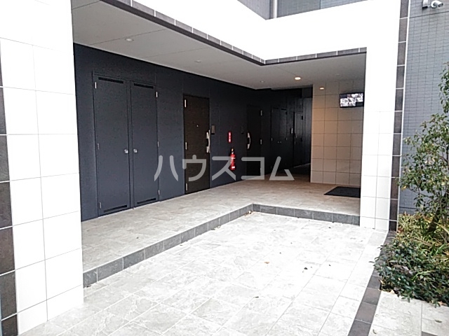 20/28 エントランス