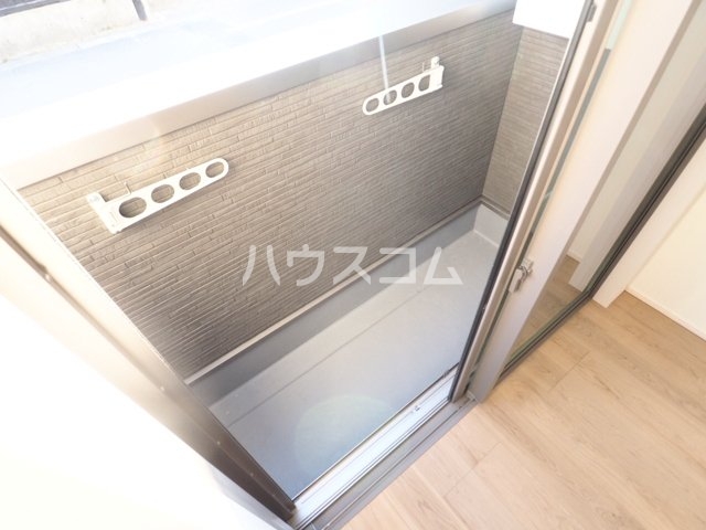 21/30 バルコニー