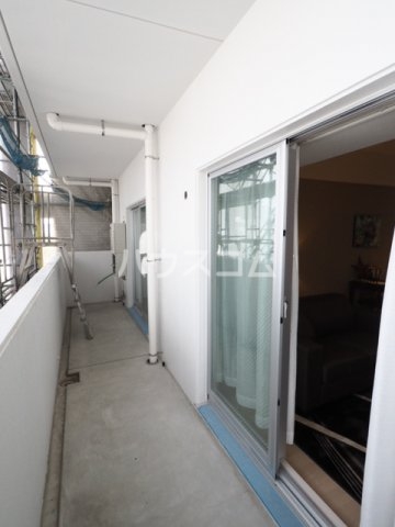 21/29 バルコニー