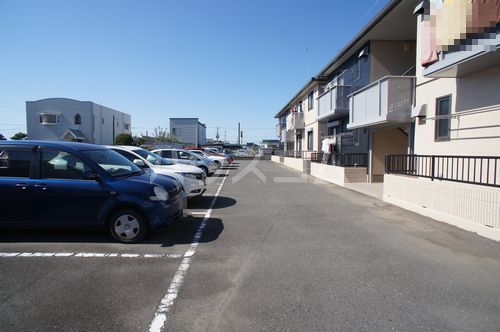 14/18 駐車場
