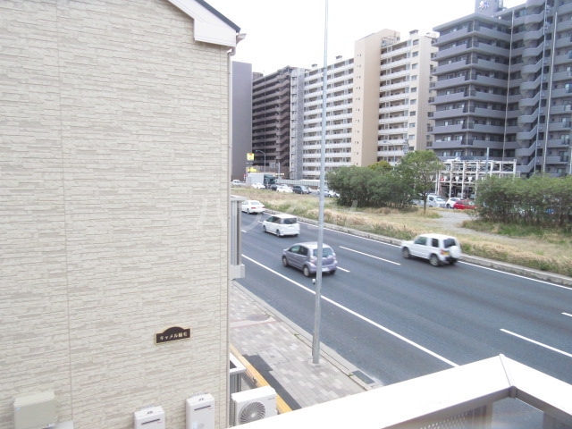22/30 駐車場