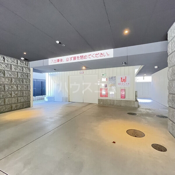 18/19 駐車場