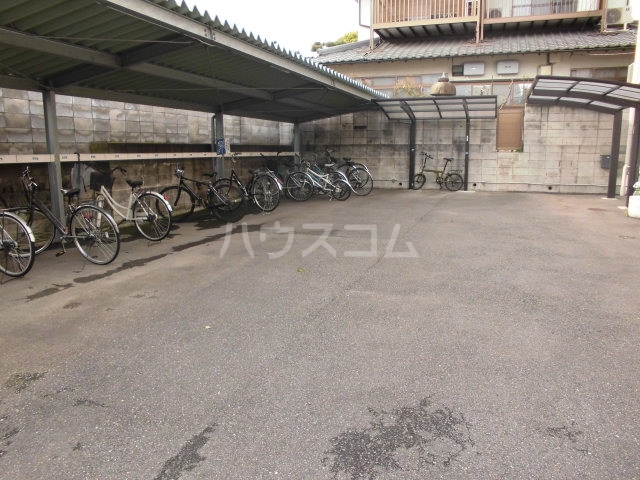 22/30 駐車場