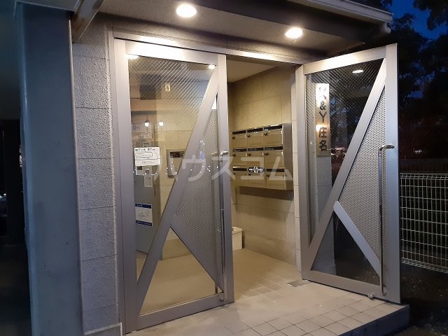 17/20 エントランス