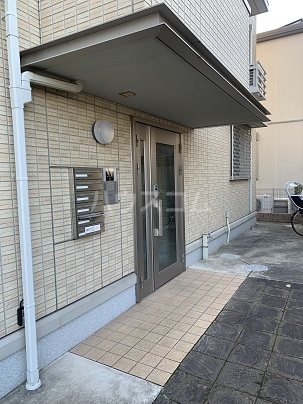 21/29 エントランス