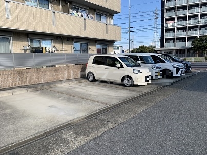 22/29 駐車場