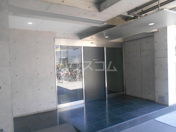 29/30 エントランス