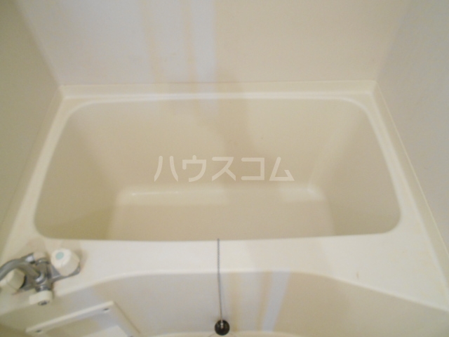 13/29 浴室