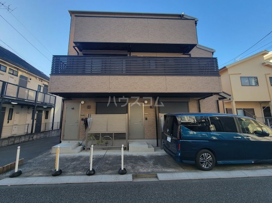 15/15 エントランス