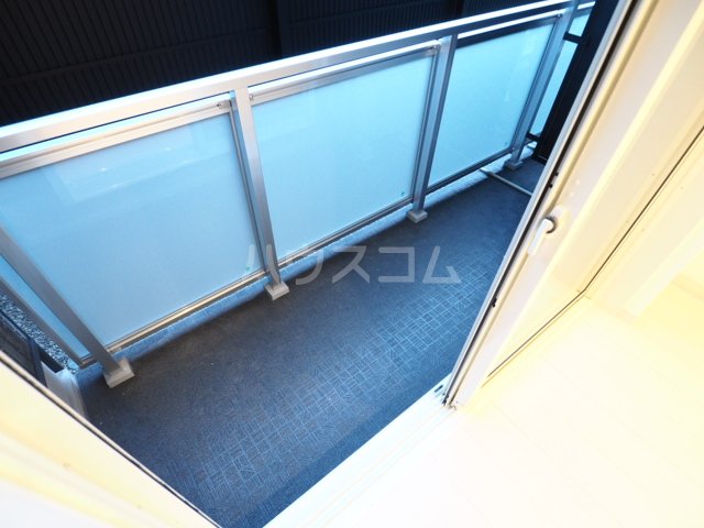 21/30 バルコニー