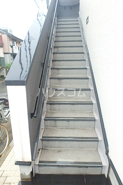 2/25 外観
