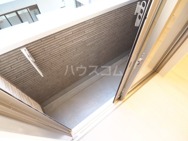 20/30 バルコニー