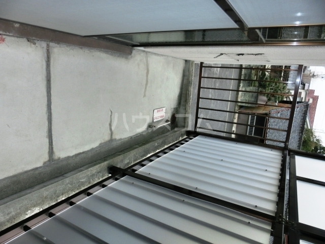 18/30 バルコニー