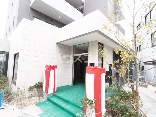 2/4 エントランス