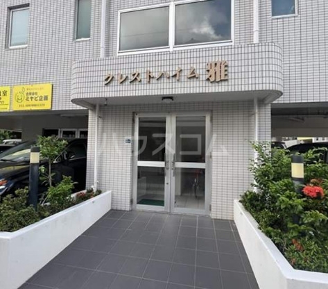 2/4 エントランス