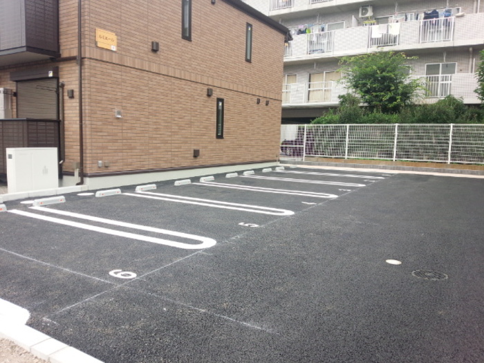 21/27 駐車場