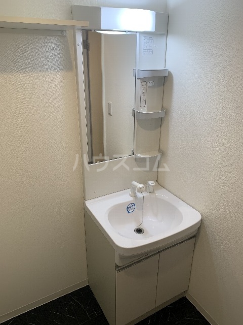 15/30 洗面