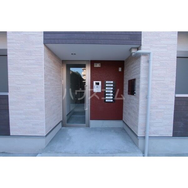 14/22 エントランス