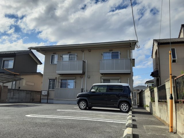 22/26 駐車場