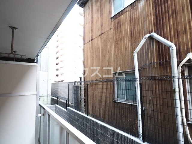 20/30 バルコニー