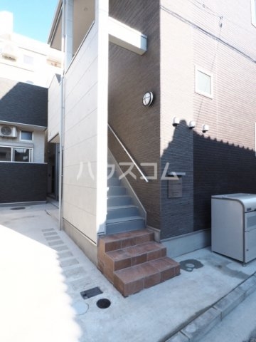 29/30 エントランス