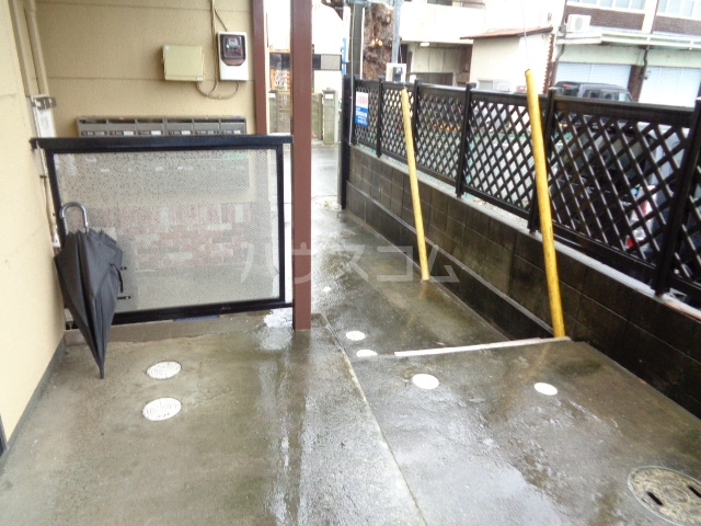 29/30 エントランス