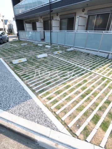 24/30 駐車場