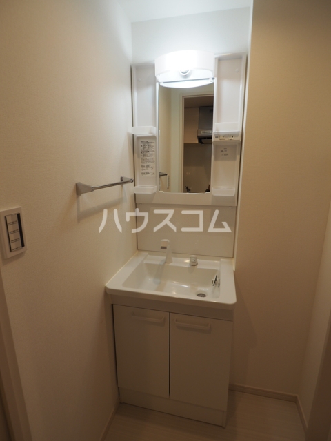 13/30 洗面