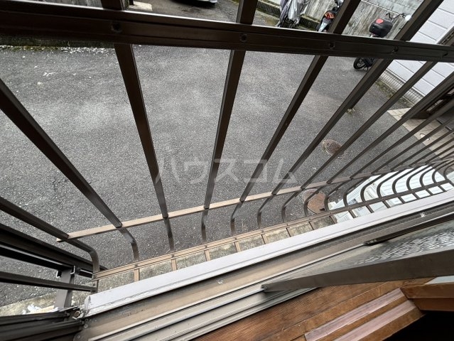 23/30 バルコニー