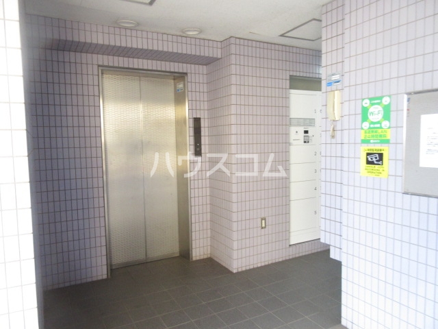 2/6 エントランス