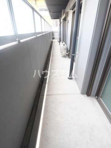 21/30 バルコニー