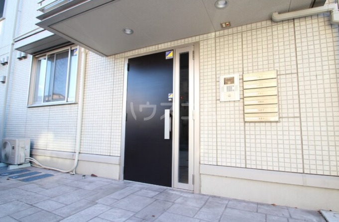 14/19 エントランス