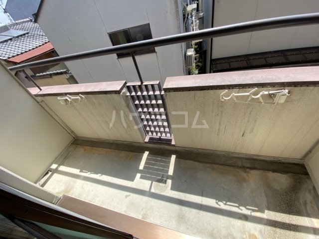 18/30 バルコニー