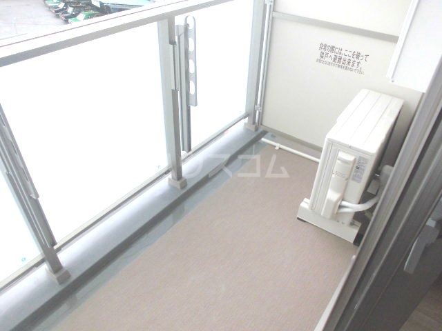 19/30 バルコニー