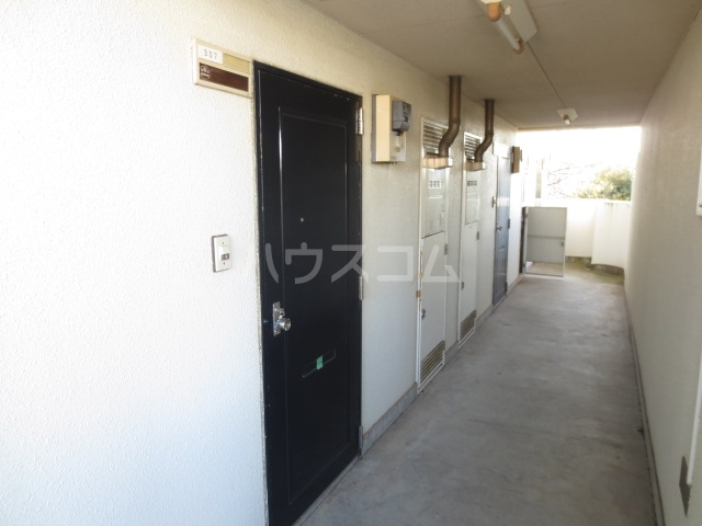 29/30 エントランス