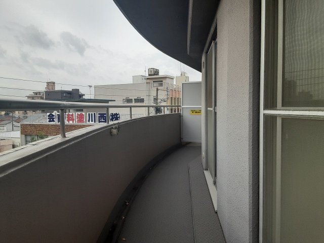 16/28 バルコニー