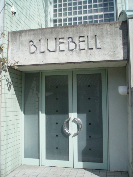 18/28 エントランス