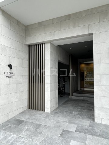 29/30 エントランス