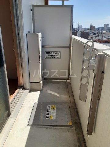 14/28 バルコニー