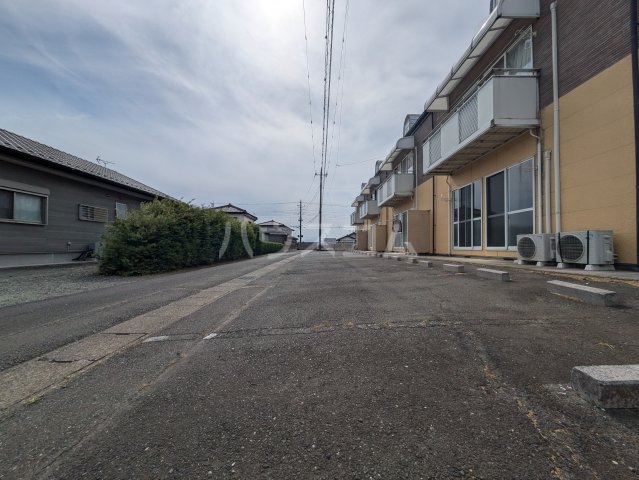 15/16 駐車場