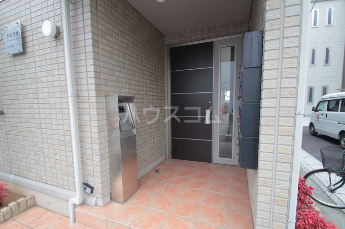 19/21 エントランス