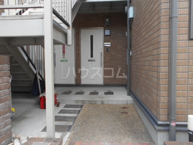 21/29 エントランス