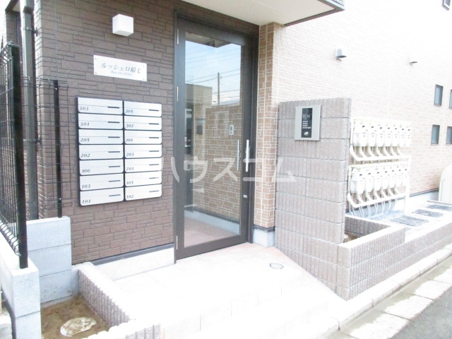 19/29 エントランス