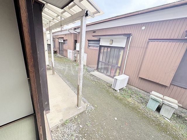 23/30 バルコニー