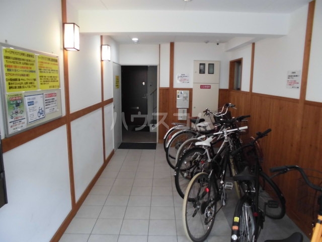 14/24 エントランス