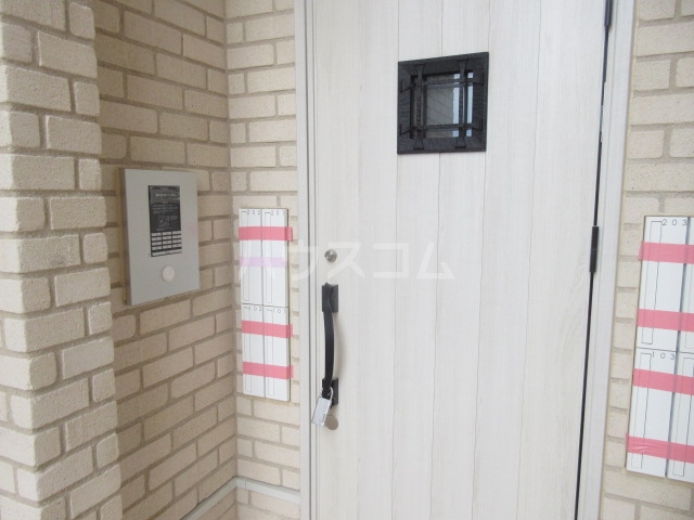 15/19 エントランス