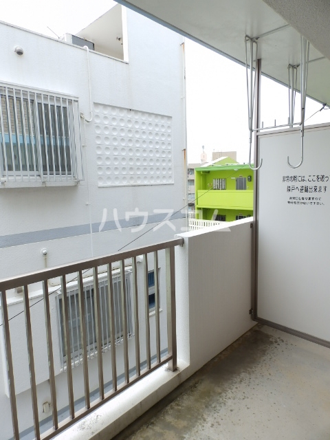 13/21 バルコニー