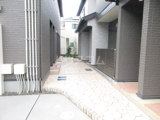 20/24 エントランス