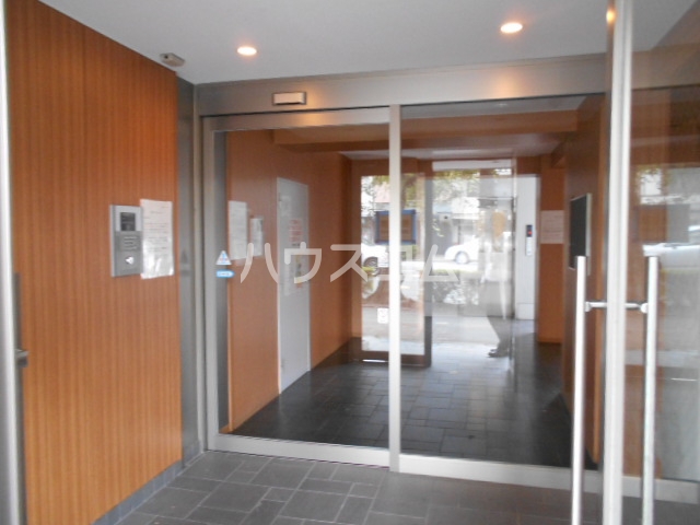 15/25 エントランス