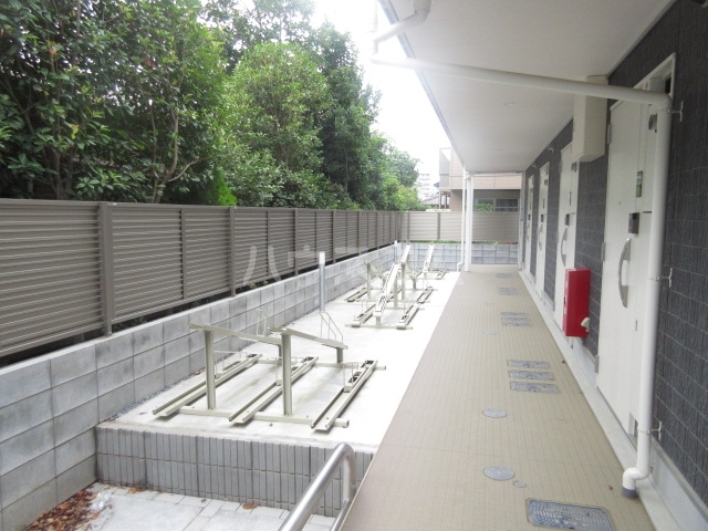 22/30 駐車場